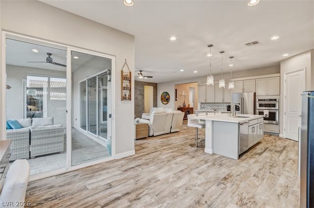 7303 Durand Park Street, Las Vegas, NV 89166
