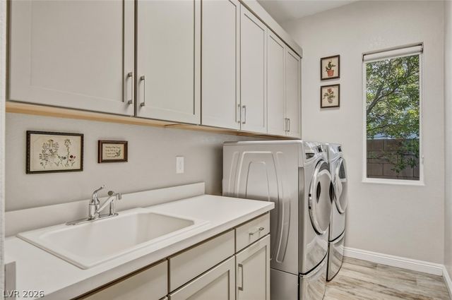 7303 Durand Park Street, Las Vegas, NV 89166