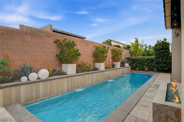 7303 Durand Park Street, Las Vegas, NV 89166