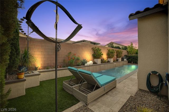 7303 Durand Park Street, Las Vegas, NV 89166