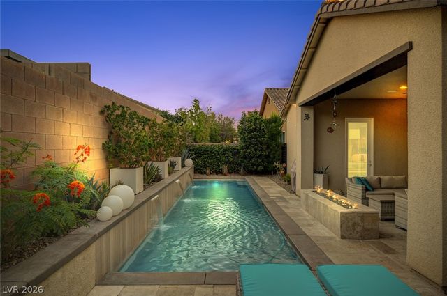 7303 Durand Park Street, Las Vegas, NV 89166
