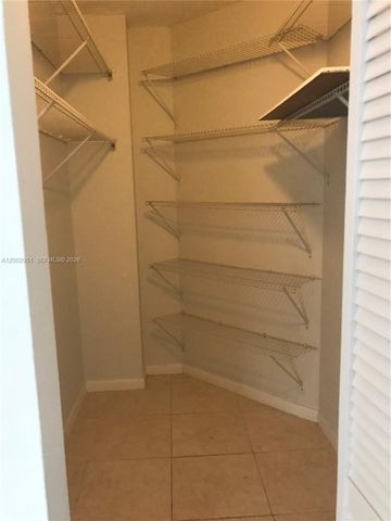 7075 NW 186th St C408, Hialeah, FL 33015