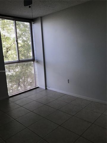 7075 NW 186th St C408, Hialeah, FL 33015