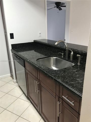 7075 NW 186th St C408, Hialeah, FL 33015