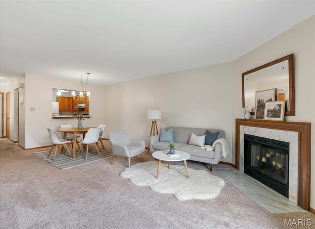 3957 Grand National Drive, Florissant, MO 63034