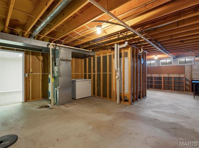 3957 Grand National Drive, Florissant, MO 63034