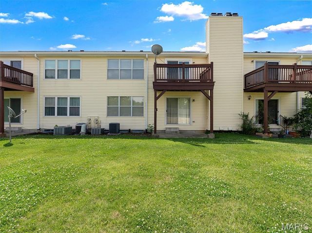 3957 Grand National Drive, Florissant, MO 63034
