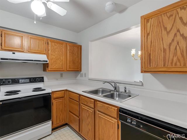 3957 Grand National Drive, Florissant, MO 63034