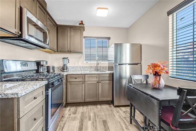 6051 Pickering, Whittier, CA 90601