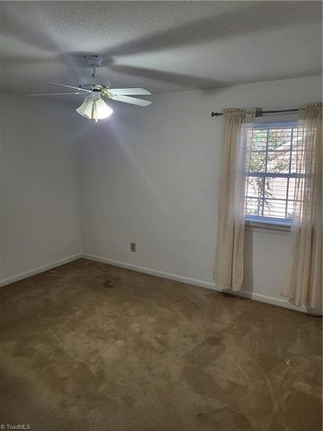 5101 Coltsfoot Road, Greensboro, NC 27455