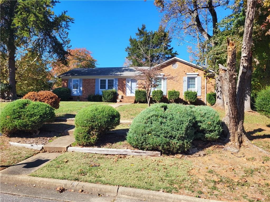 5101 Coltsfoot Road, Greensboro, NC 27455