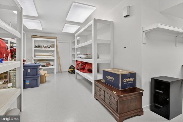 10801 BALANTRE LN, Potomac, MD 20854