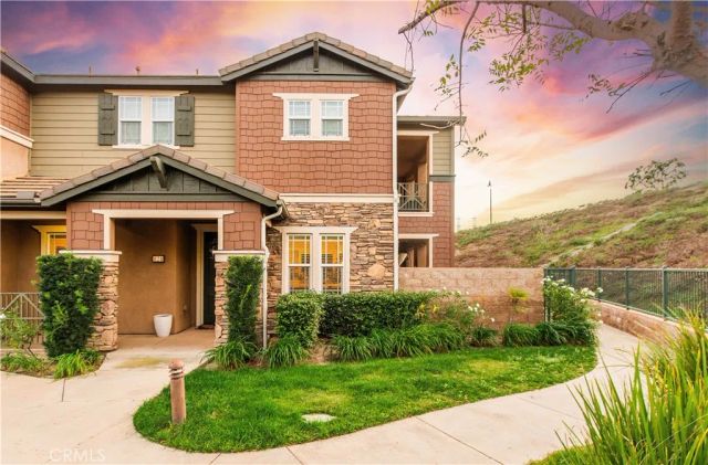 16479 W Nicklaus 124, Sylmar, CA 91342