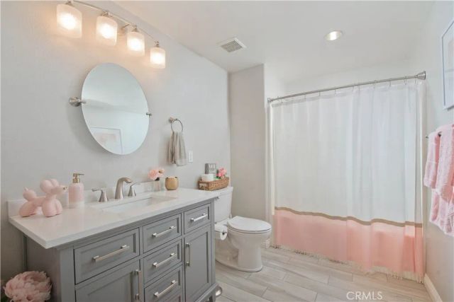 16479 W Nicklaus 124, Sylmar, CA 91342