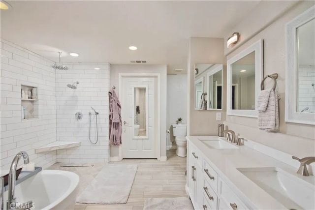 16479 W Nicklaus 124, Sylmar, CA 91342