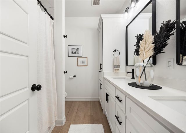 3925 Karo Dr, Corpus Christi, TX 78414