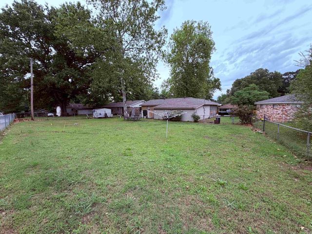 108 Smart Street, Jacksonville, AR 72076