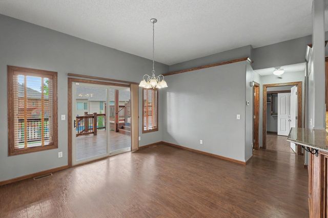 3317 N North Shore Ct, Wichita, KS 67205