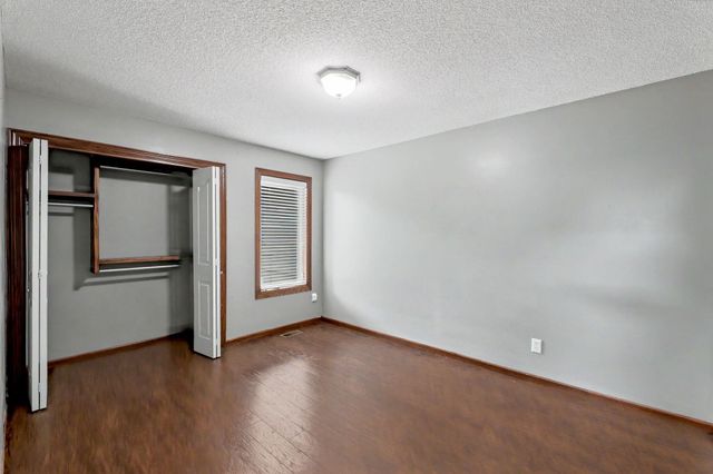 3317 N North Shore Ct, Wichita, KS 67205