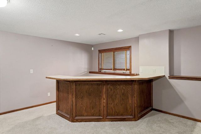3317 N North Shore Ct, Wichita, KS 67205