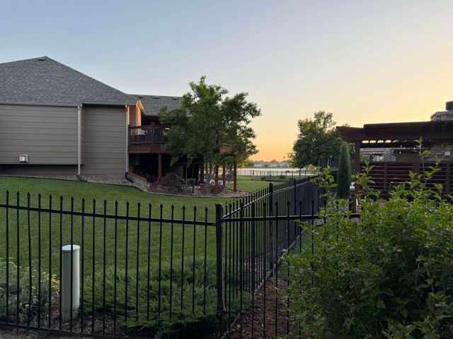3317 N North Shore Ct, Wichita, KS 67205