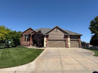 3317 N North Shore Ct, Wichita, KS 67205
