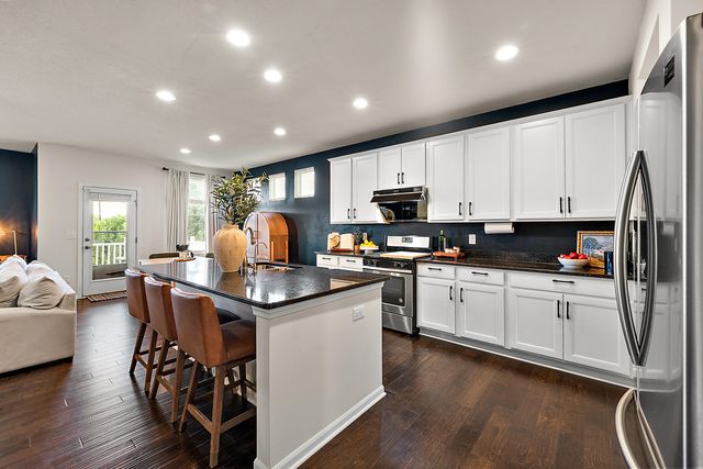 704 Groveland Circle, Ann Arbor, MI 48108