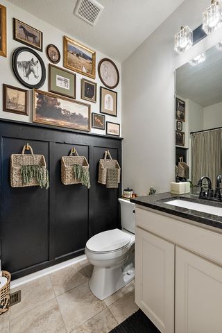 704 Groveland Circle, Ann Arbor, MI 48108