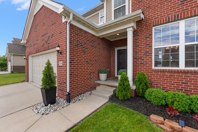 704 Groveland Circle, Ann Arbor, MI 48108