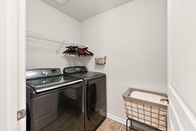 704 Groveland Circle, Ann Arbor, MI 48108