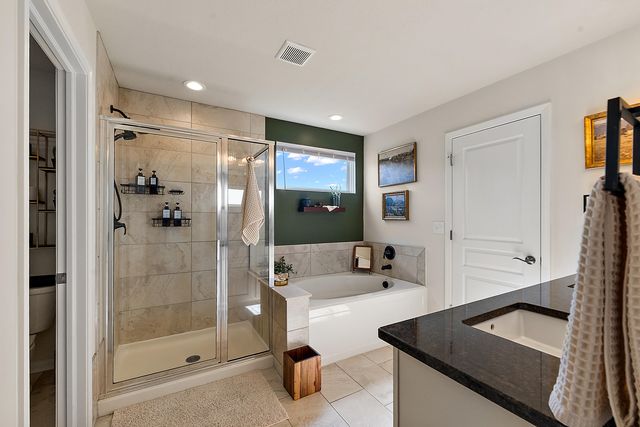704 Groveland Circle, Ann Arbor, MI 48108