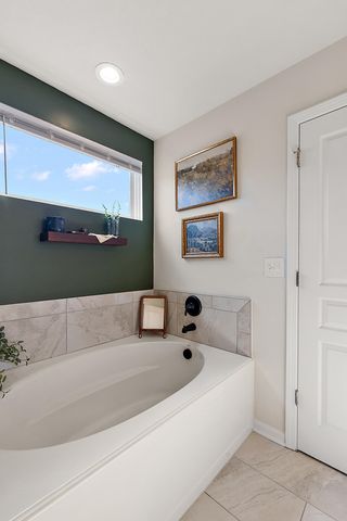 704 Groveland Circle, Ann Arbor, MI 48108
