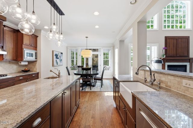 160 Tramore Drive, Chapel Hill, NC 27516