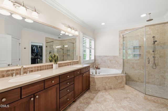 160 Tramore Drive, Chapel Hill, NC 27516