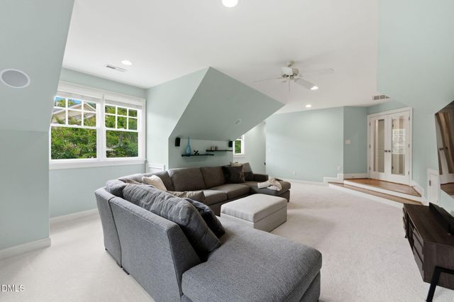 160 Tramore Drive, Chapel Hill, NC 27516