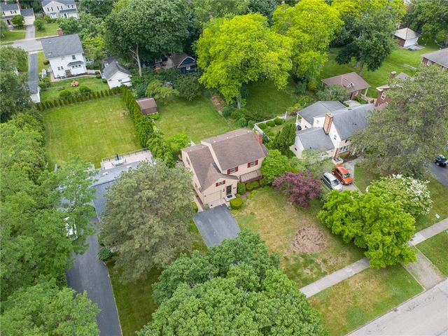 101 Newcastle Road, Rochester, NY 14610