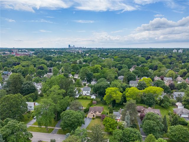 101 Newcastle Road, Rochester, NY 14610
