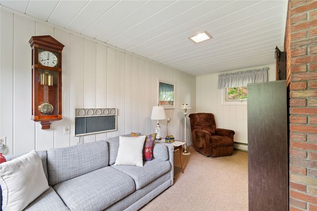 101 Newcastle Road, Rochester, NY 14610