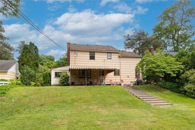 101 Newcastle Road, Rochester, NY 14610