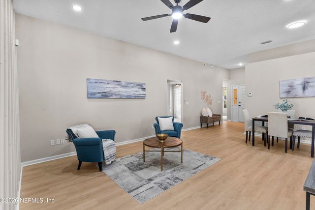 736 BELLSHIRE Drive, Orange Park, FL 32065