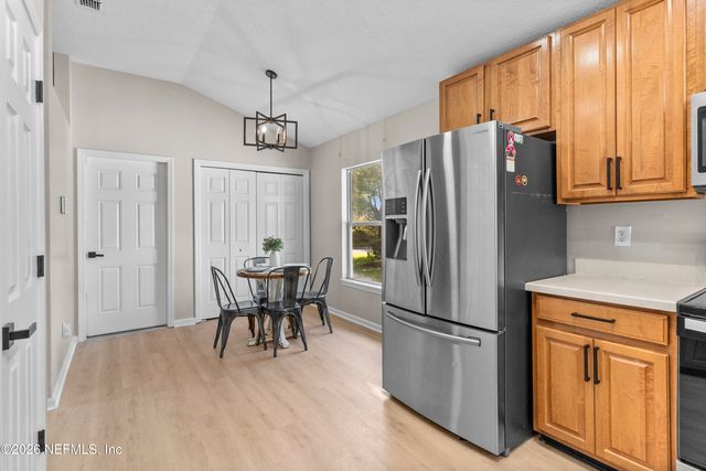 736 BELLSHIRE Drive, Orange Park, FL 32065