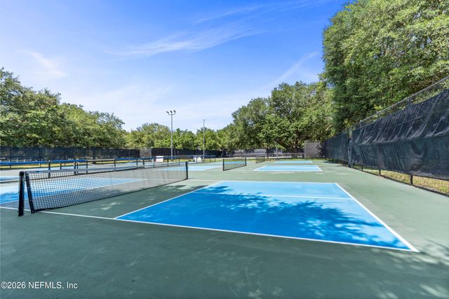 736 BELLSHIRE Drive, Orange Park, FL 32065