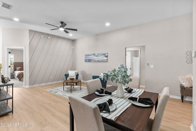 736 BELLSHIRE Drive, Orange Park, FL 32065
