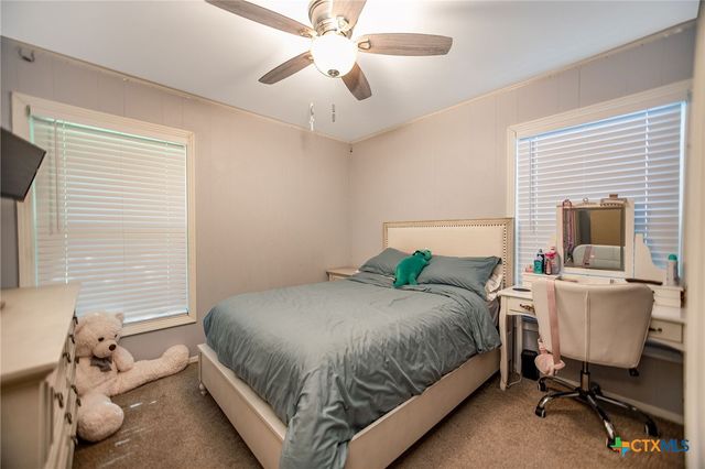 216 Bowie Street, Port Lavaca, TX 77979