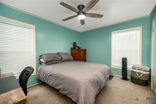 216 Bowie Street, Port Lavaca, TX 77979