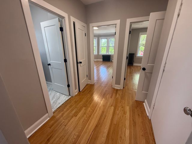 4956 N harding Avenue 2, Chicago, IL 60625