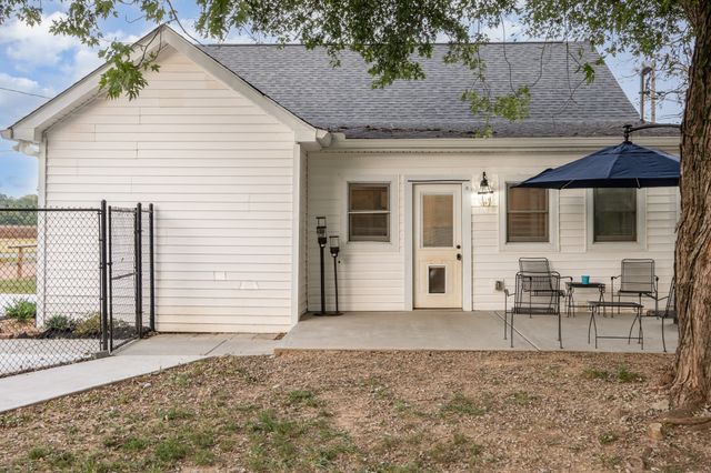 6164 Nashville Hwy, Chapel Hill, TN 37034