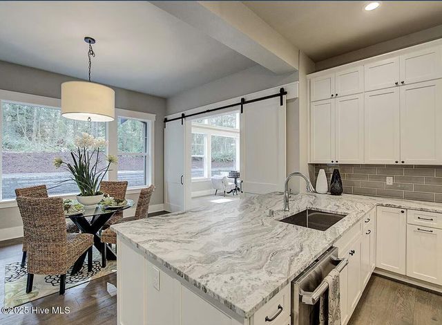 1 Kenwood Court, Pinehurst, NC 28374