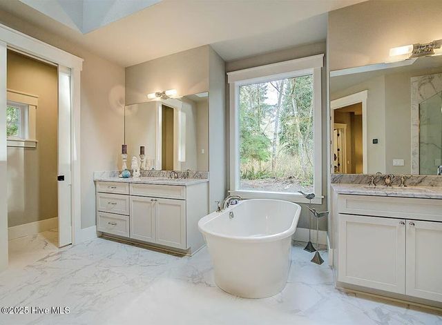 1 Kenwood Court, Pinehurst, NC 28374