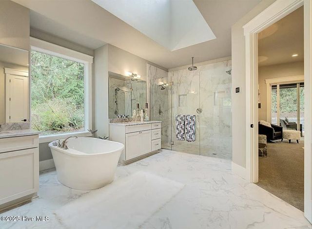 1 Kenwood Court, Pinehurst, NC 28374